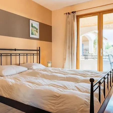 Villa Myosotis - For 6 Persons With Pool, Jacuzzi And Beautiful Views Siran (Herault)
